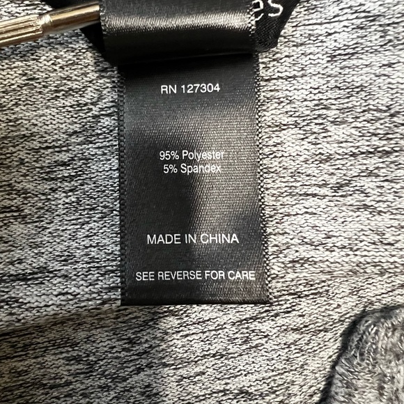 NWT Ali Miles Women’s Heather Gray/Black "GIRL POWER" Knit Tunic Top Siz… - Picture 7 of 9